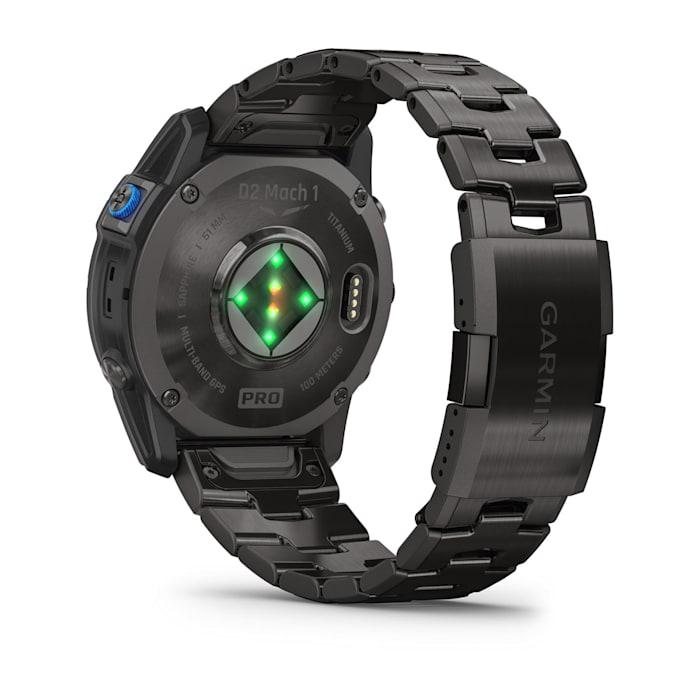 D2™ Mach 1 Pro, Smartwatch con bracciale in titanio traspirante
