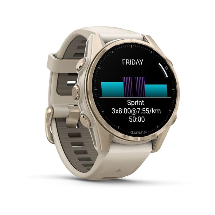 Fēnix® 8 - 43 mm, AMOLED, Sapphire, Soft Gold con cinturino Fog grey/dark sandstone in silicone