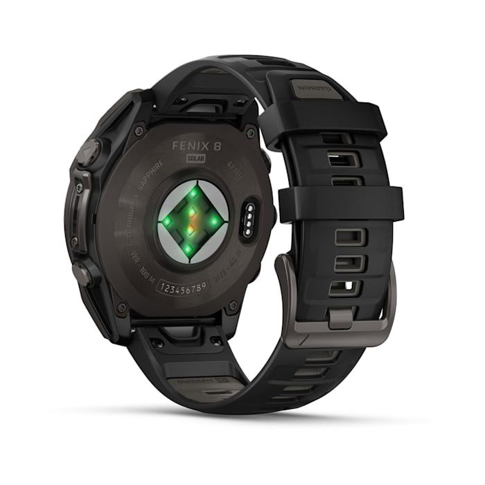 Fēnix® 8 - 47 mm, solaire, saphir, titane, DLC gris carbone avec bracelet en silicone noir/gris galet