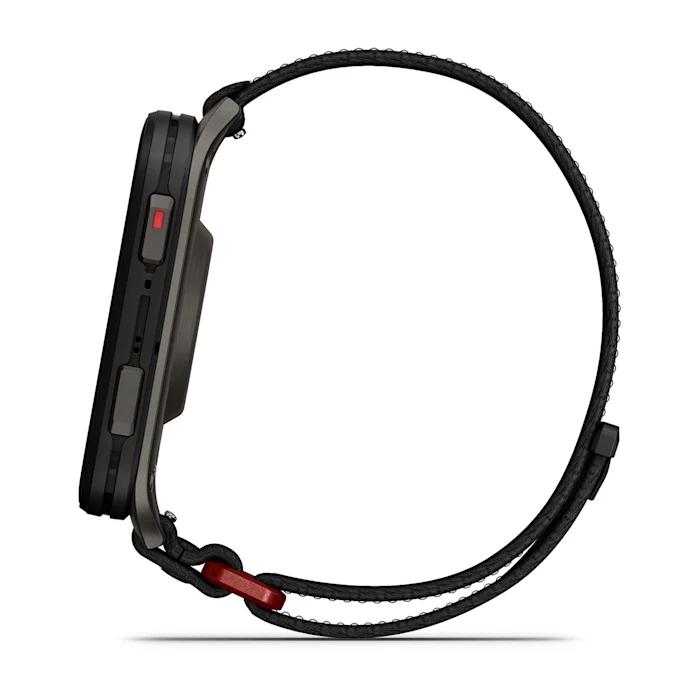 Venu® X1, Black con fondello in titanio slate e cinturino in nylon ComfortFit black