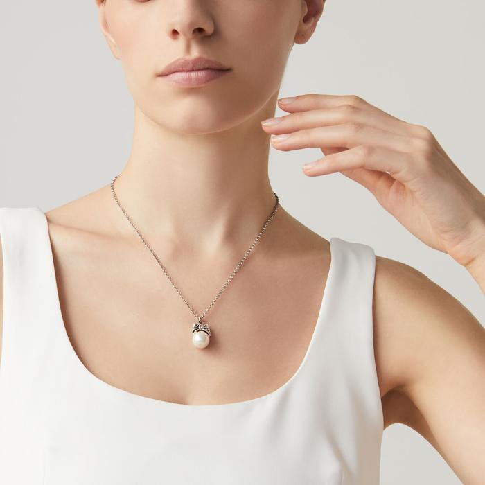 Pendentif nœud en forme de goutte