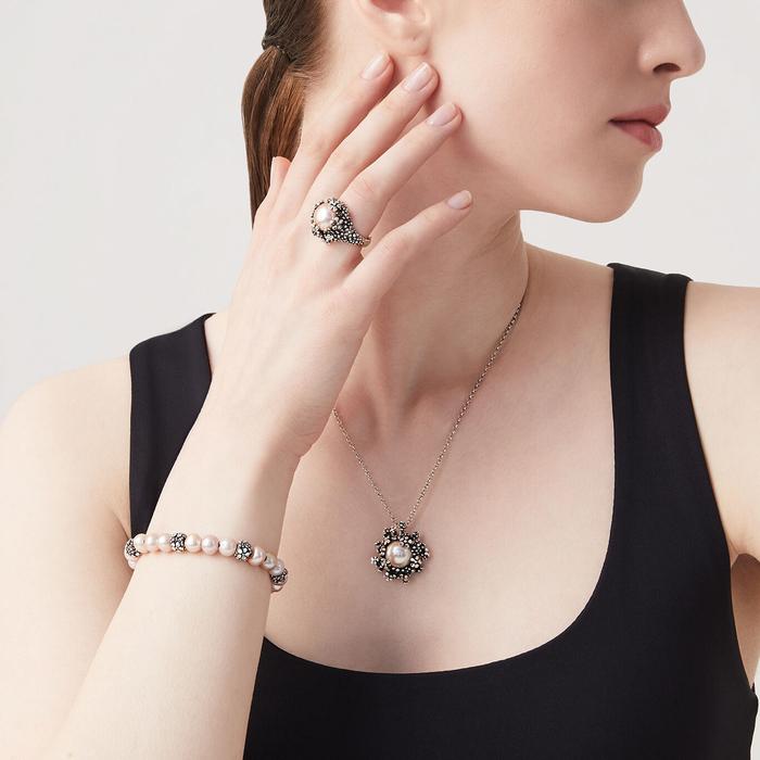 Blossom Pendant