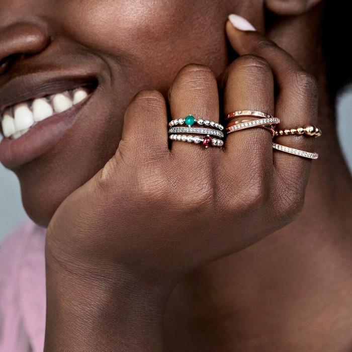 Anello a Fedina Cuori e Pietre