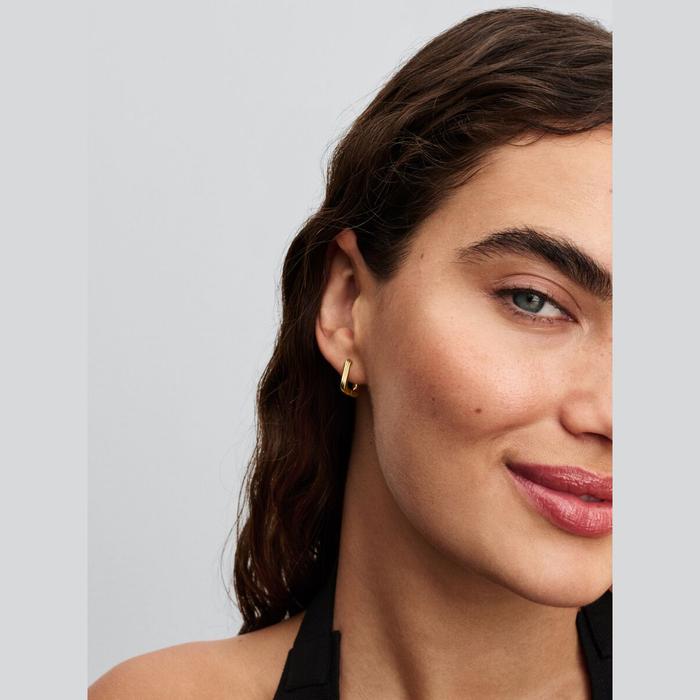 Orecchini Cerchi Squadrati Linea Avvolgente