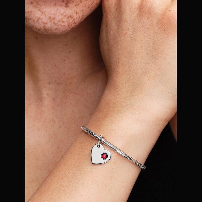 Charm Pendente Cuore con Pietra Rossa Scuro Gennaio