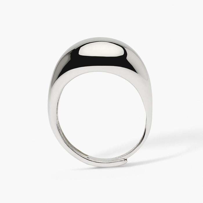 NICOLE curved chevalier ring