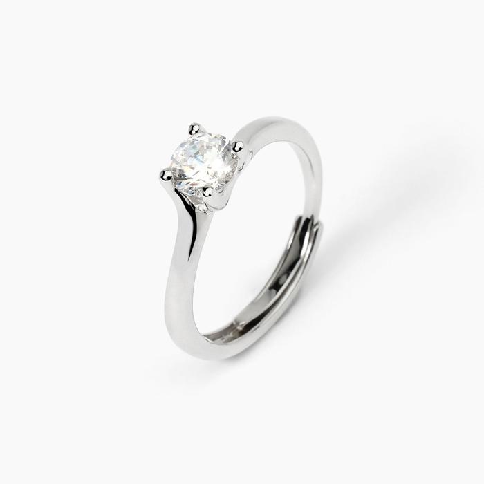 SOLITAIRE Zirconia Hug Silver Ring
