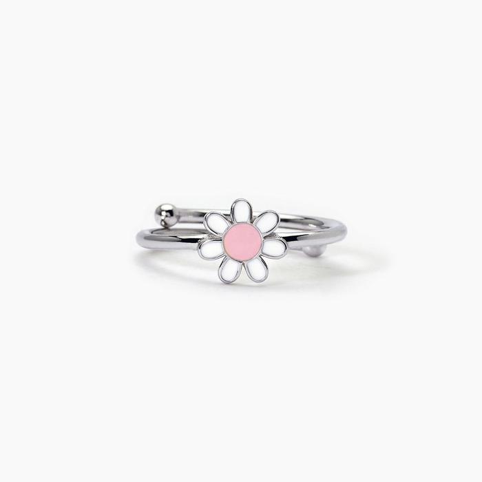 Silver ring with daisy DAISY
