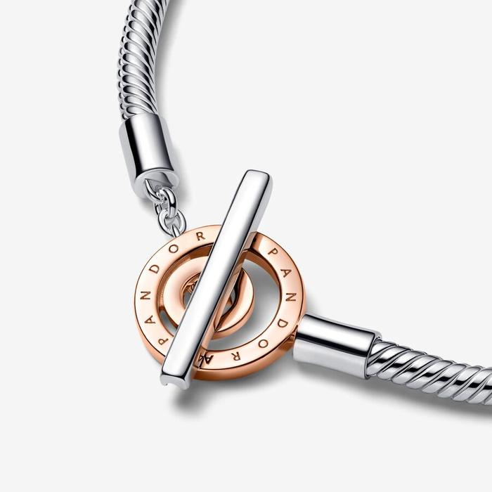 Bracciale con Chiusura a T e Cerchi