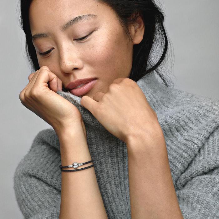 Bracciale in Pelle Nero Doppio