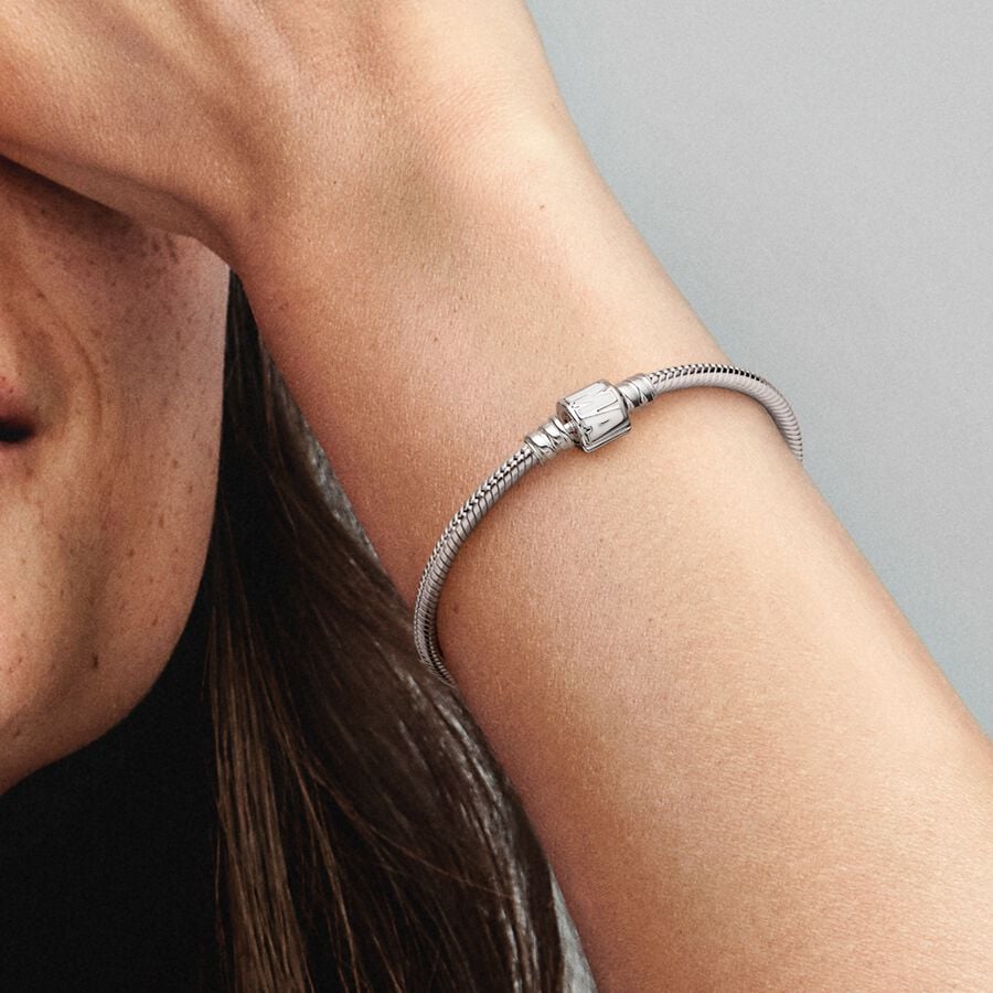 Marvel, Bracciale con Logo