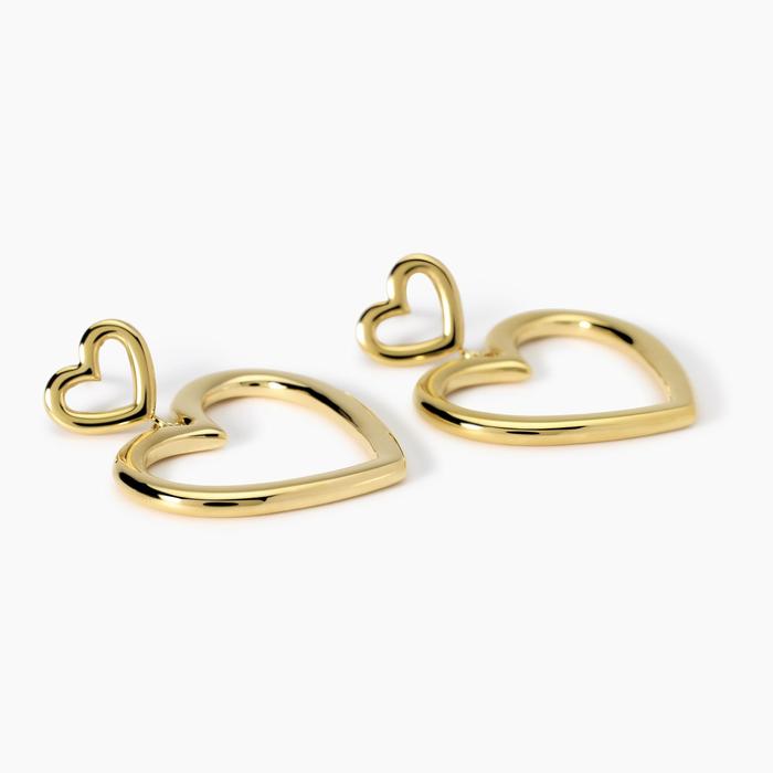 Boucles d'oreilles en acier doré avec cœurs