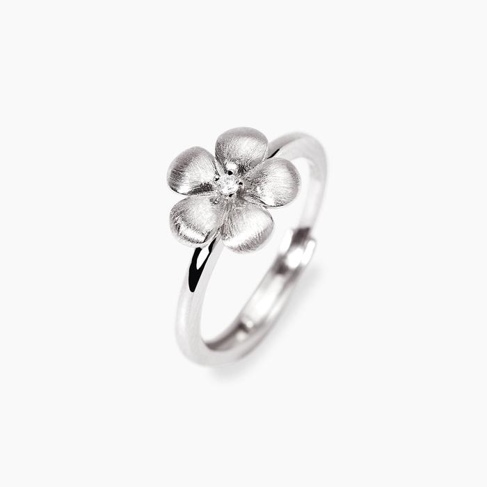 Anello con fiore in argento bulinato MALEDETTA PRIMAVERA