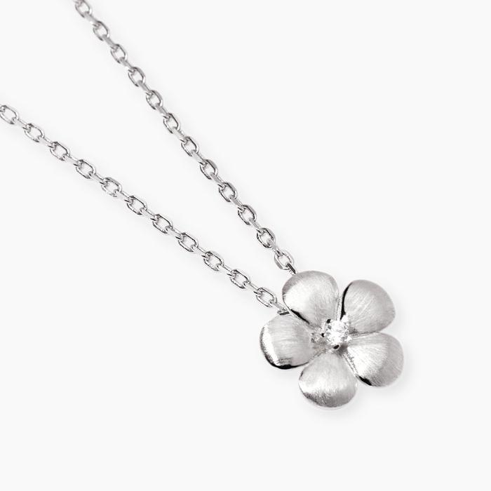 Girocollo con fiore in argento bulinato MALEDETTA PRIMAVERA