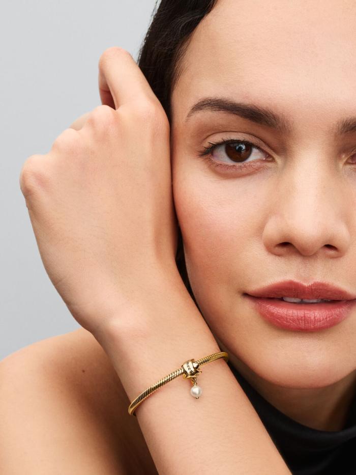 Charm Pendente Qualcuno di Speciale con Perla Barocca d’Acqua Dolce Coltivata