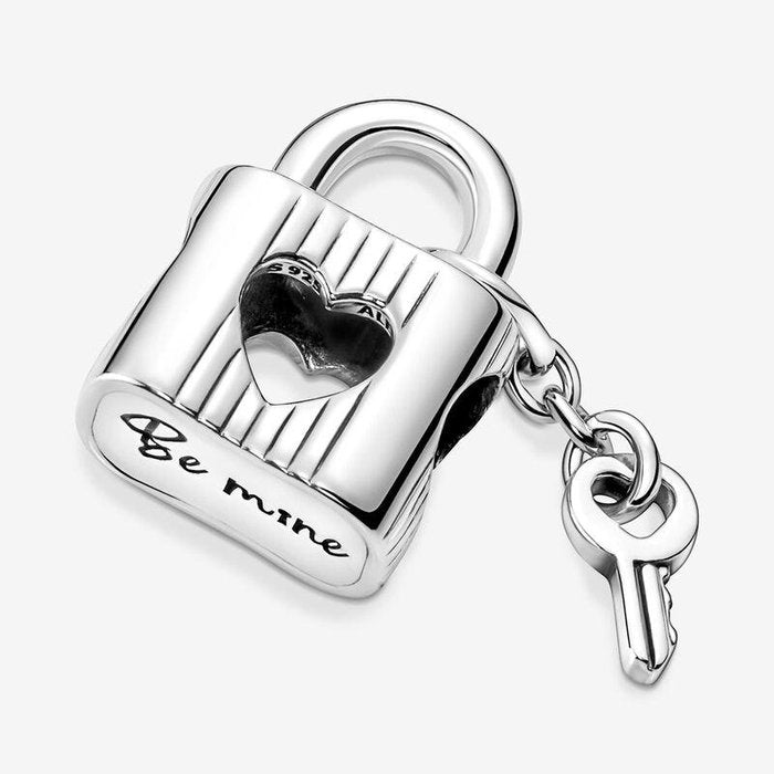 Cadenas et clé à breloques « Sois à moi »
