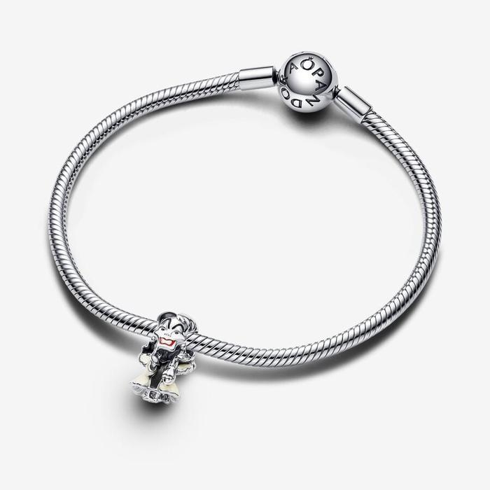 Charm Disney, Crudelia De Mon