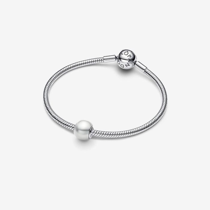 Charm Sphere with Artificial Pearl