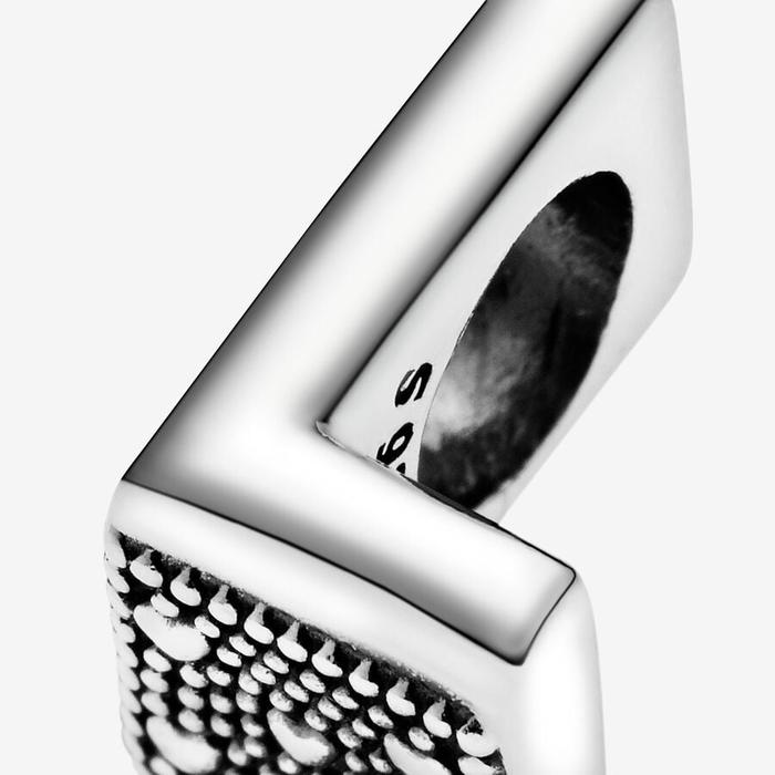 Charm Lettera L