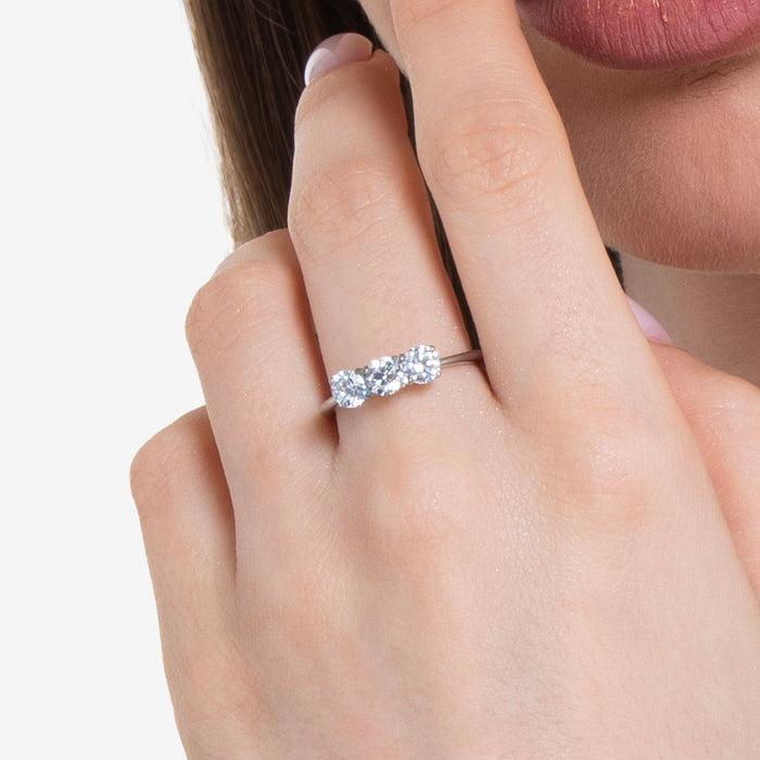 ANELLO DONNA IN ACCIAIO CON CRISTALLI BIANCHI - TAGLIA 16