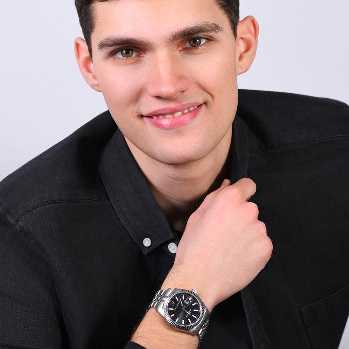 MONTRE EN ACIER POUR HOMME AVEC LUNETTE MOLETÉE