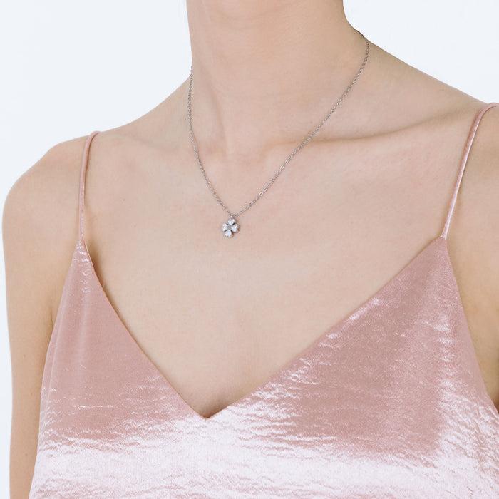 COLLIER FEMME EN ACIER AVEC TRÈFLE À QUATRE FEUILLES ET CRISTAUX BLANCS