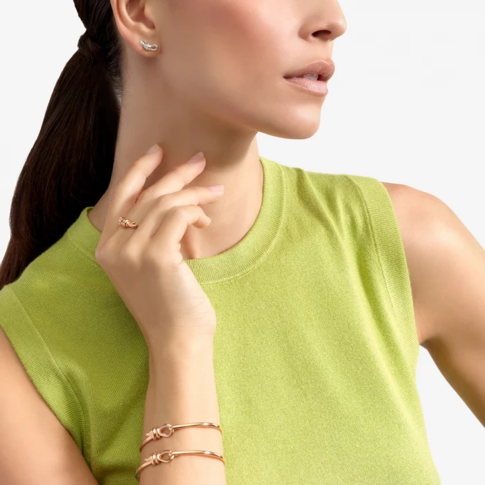 SILVER KNOT STUD EARRING