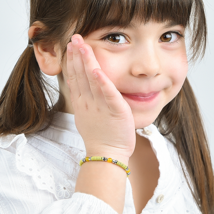 GIRL'S BRACELET IN STEEL WITH YELLOW STONES AND ELEMENTS WITH YELLOW ENAMEL