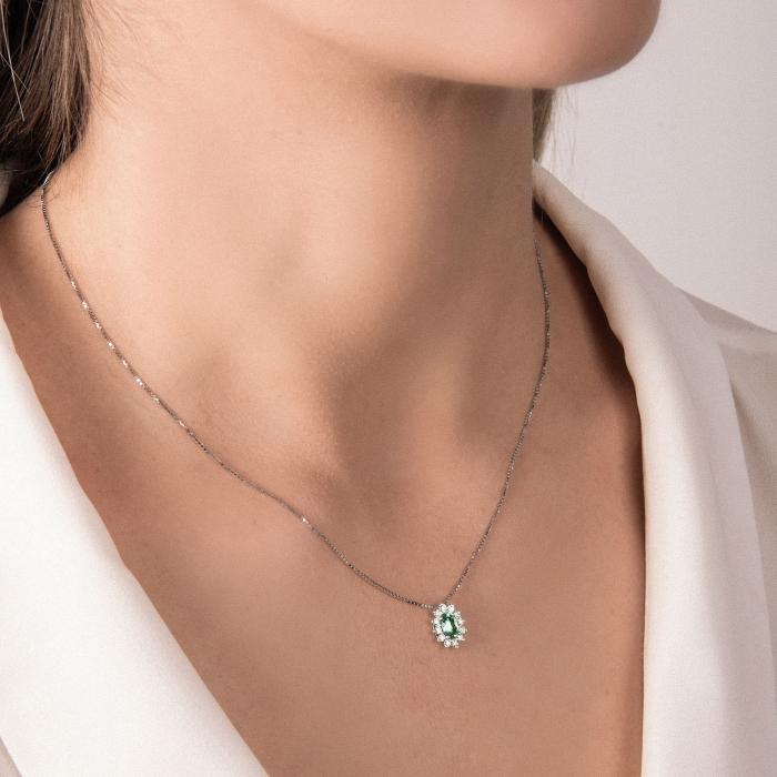 Emerald and br choker