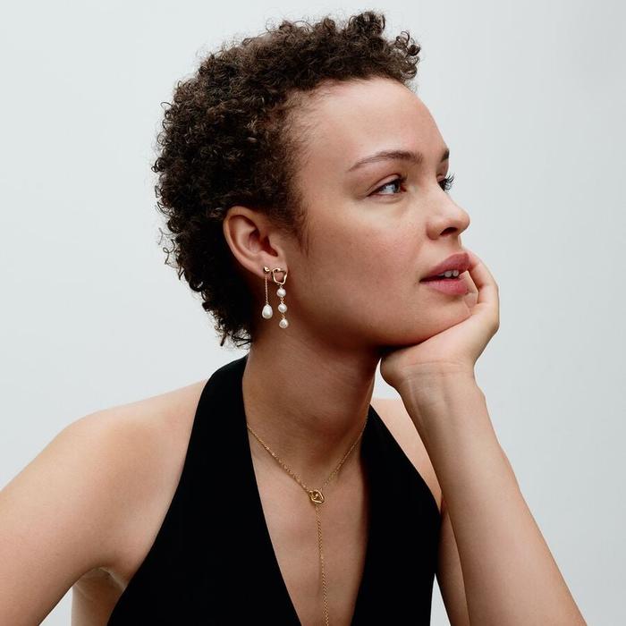 Boucles d'oreilles pendantes sinueuses avec perles de culture d'eau douce