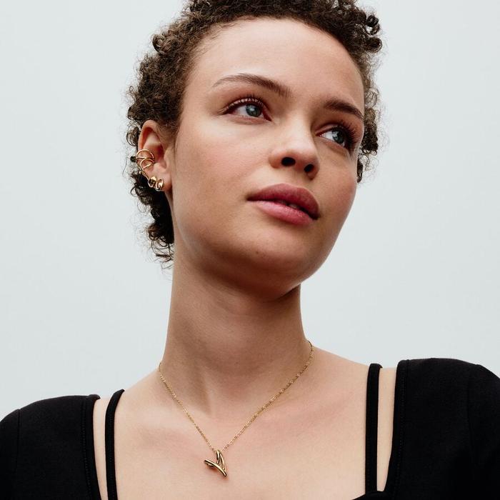 Collier cœur à ligne sinueuse