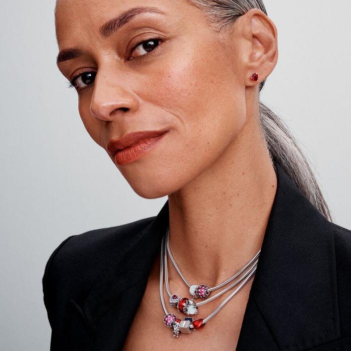 Breloque Ours Polaire « Câlins Chaleureux »