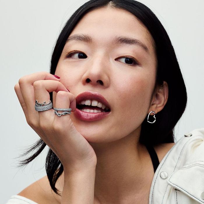 "Love" Ring