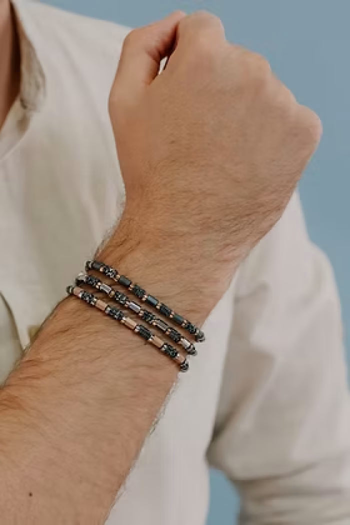 Bracciale in acciaio satinato con ematite e Pvd