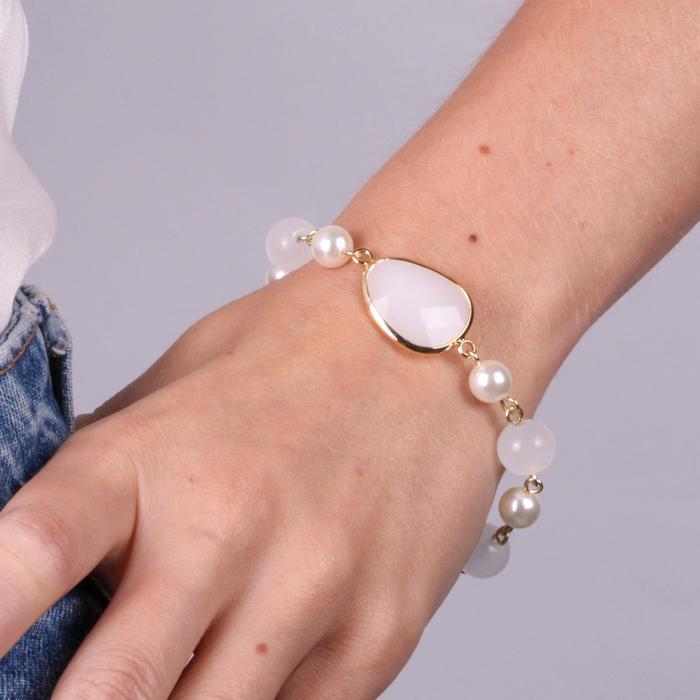 Metal Bracelet with White Pearls and Crystals