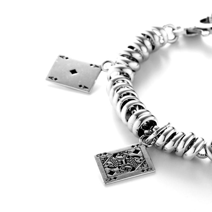 Charm Regina Di Quadri