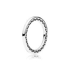 Anello cuori radiosi