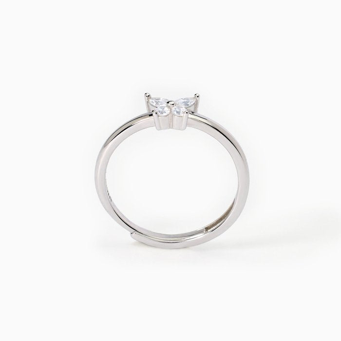 Anello con zirconi rosa taglio marquise. SECRET GARDEN