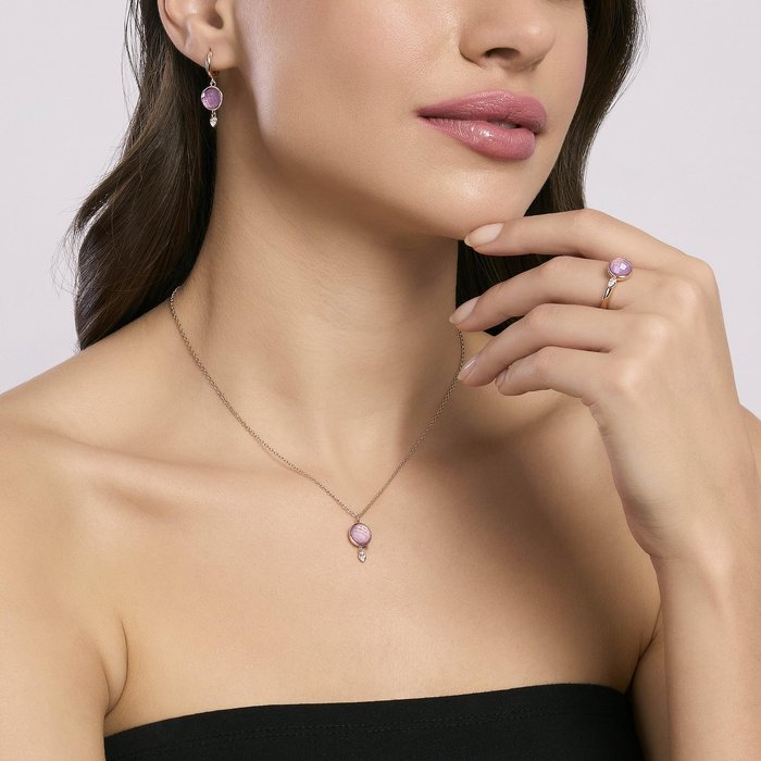 Boucles d'oreilles pendantes en jade lavande COLETTE