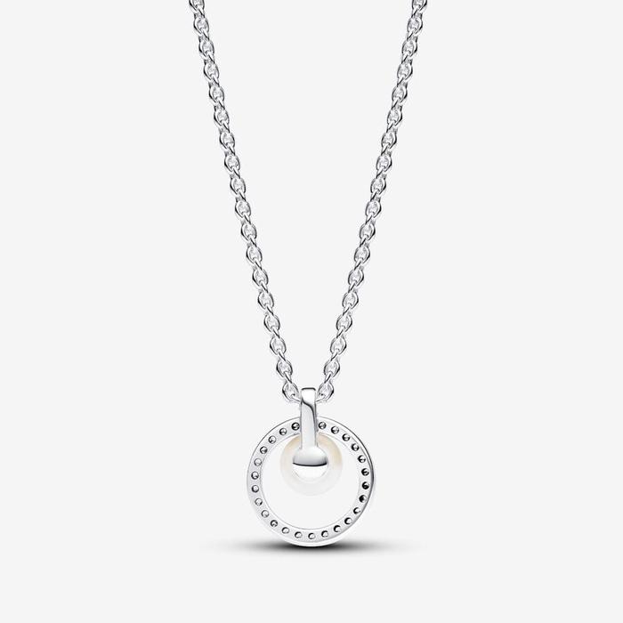 Necklace with Cultured Freshwater Pearl and Pavè