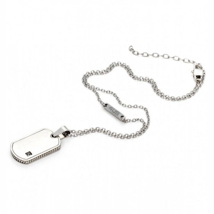 Plate Pendant Necklace