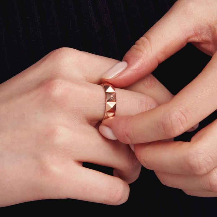 Rose gold plated bronze ring