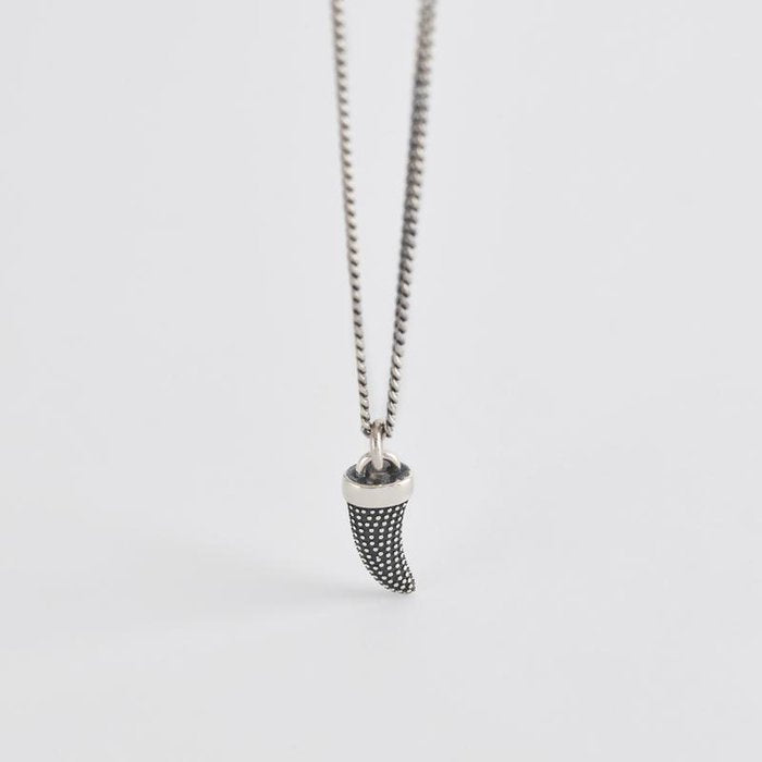 925/°° SILVER NECKLACE