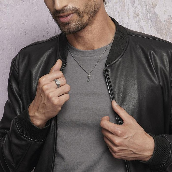 925/°° SILVER NECKLACE