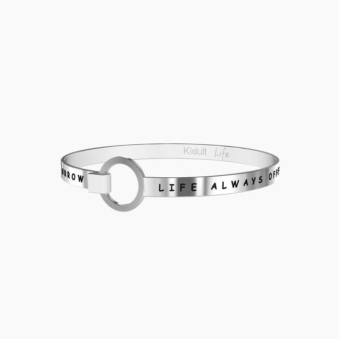 LA VIE VOUS OFFRE TOUJOURS…