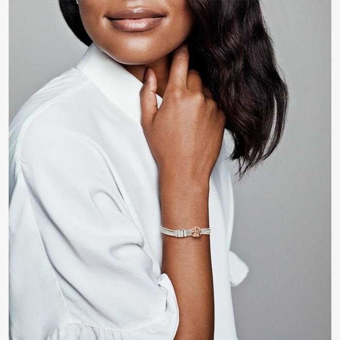 Charm clip fleur Pandora Reflexions en PANDORA Rose