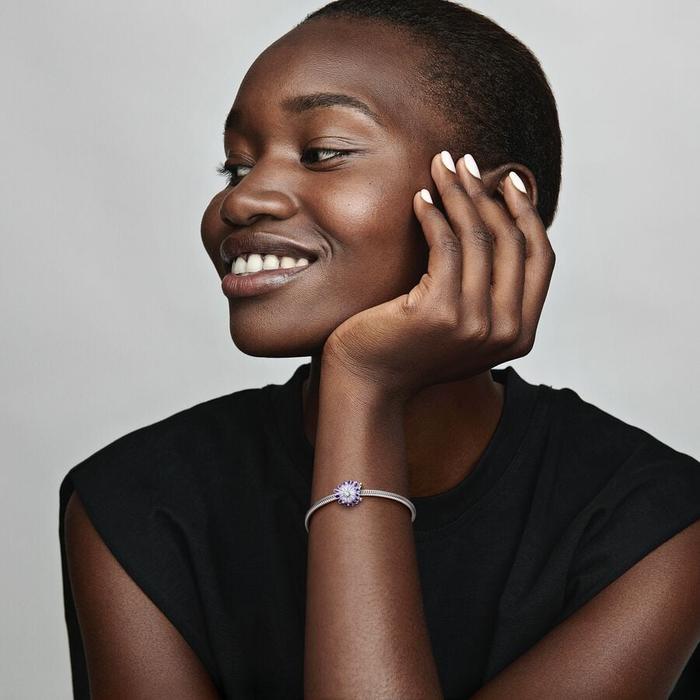 Breloque marguerite violette