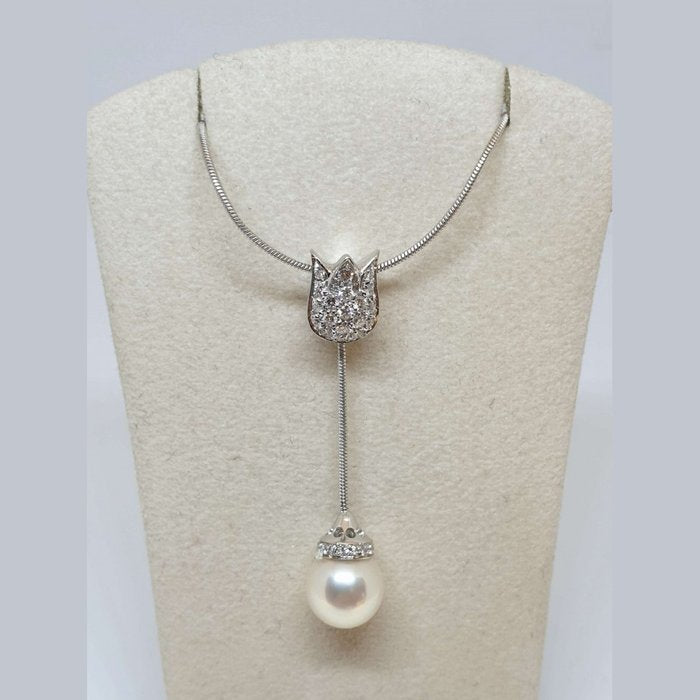 Collier ras du cou avec perles et bracelet