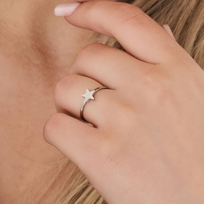 WOMEN'S STEEL RING WITH STAR