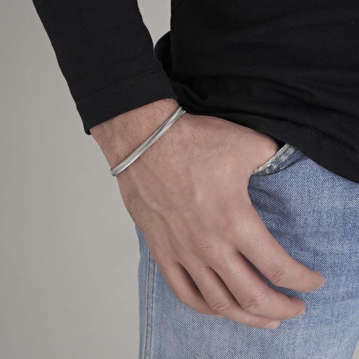 MEN'S STEEL BRACELET WITH THIN MESH